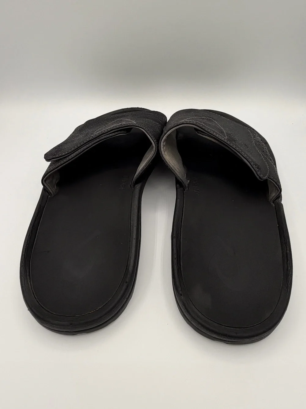 OluKai Men's Black Slide Sandals - Padded Slip-On Slides